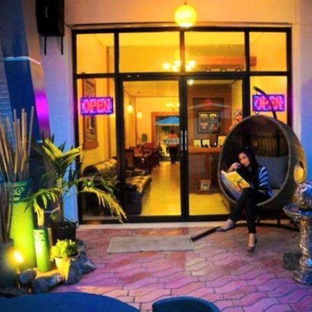 Lawaan Garden Inn Roxas Zewnętrze zdjęcie